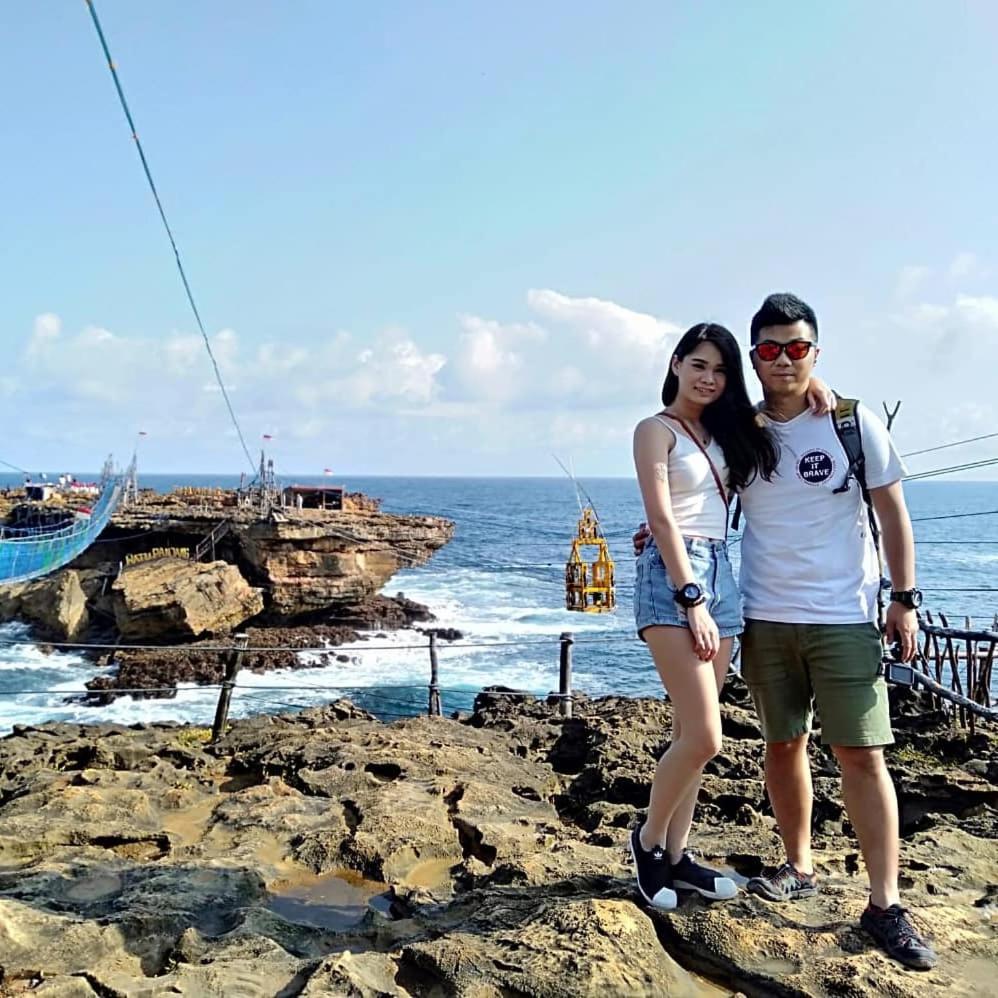 Rumah Ukhi Guest House Cebongan Экстерьер фото
